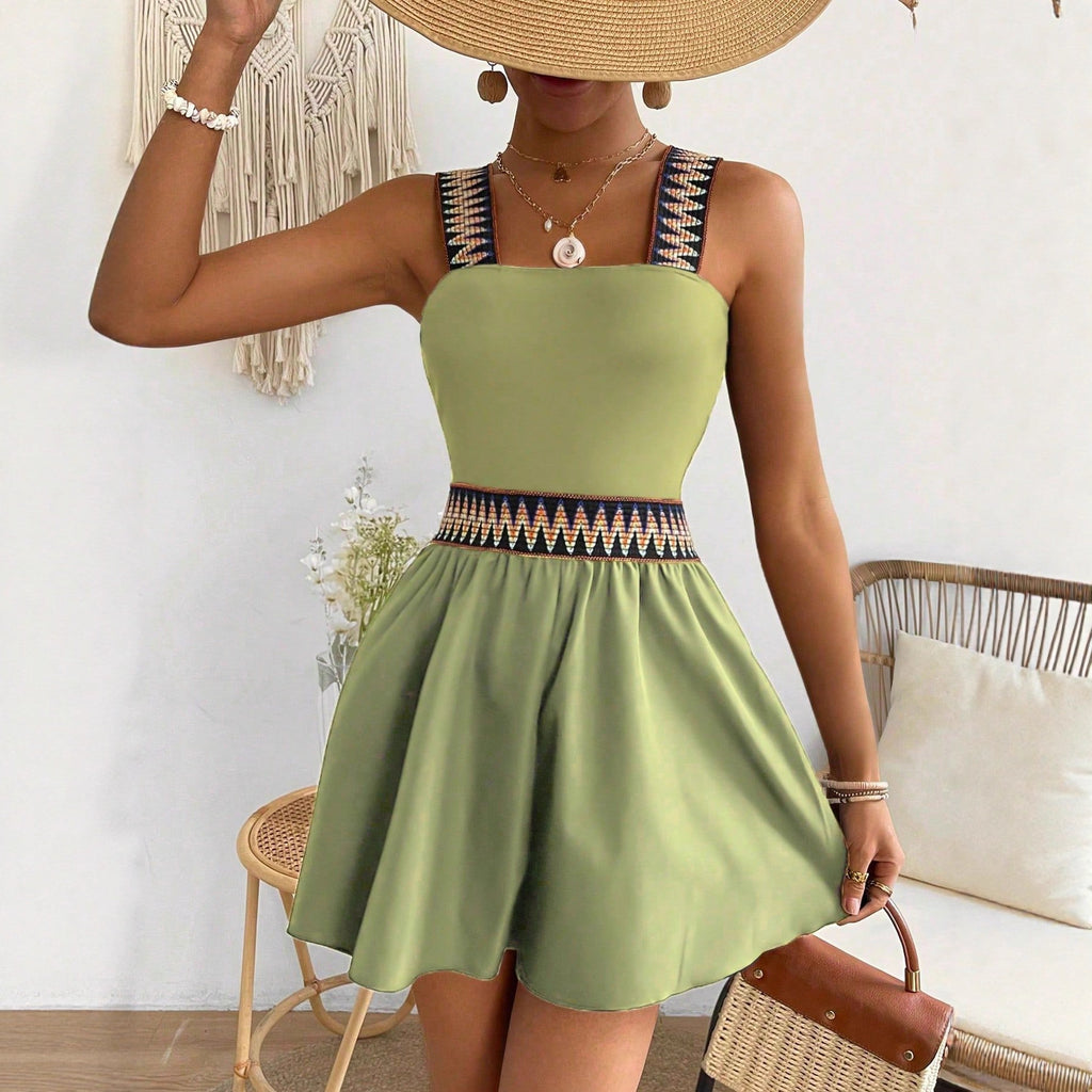 Casual Resort-style Wide-leg Jumpsuit With A Cinched Waist